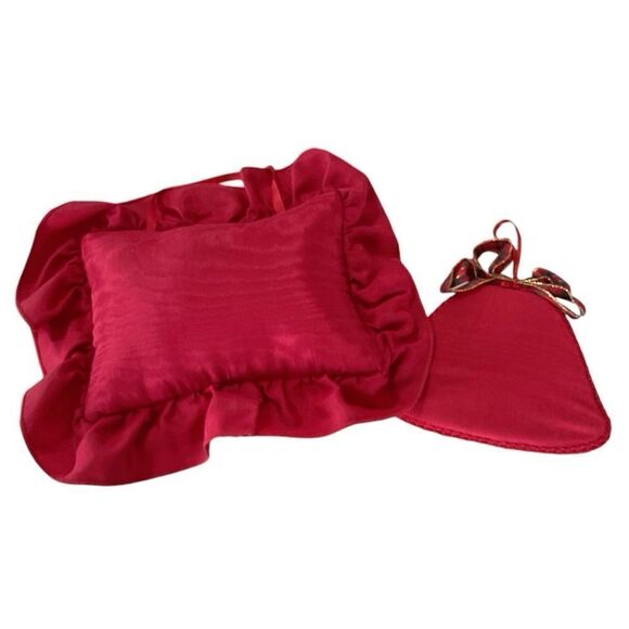 Needle Point Christmas Pillow and Frog - Picture 2 of 2